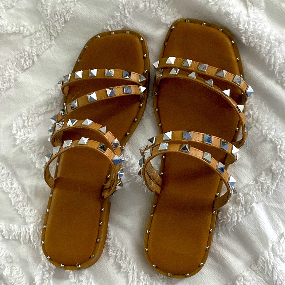 Nicole Hiller Steve Madden dupes